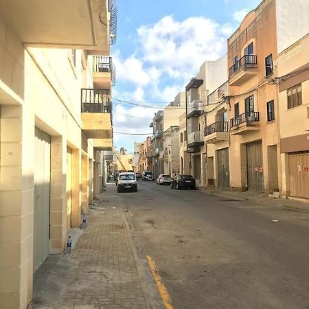 Luqa Apartment - 5 Mins From Airport Εξωτερικό φωτογραφία